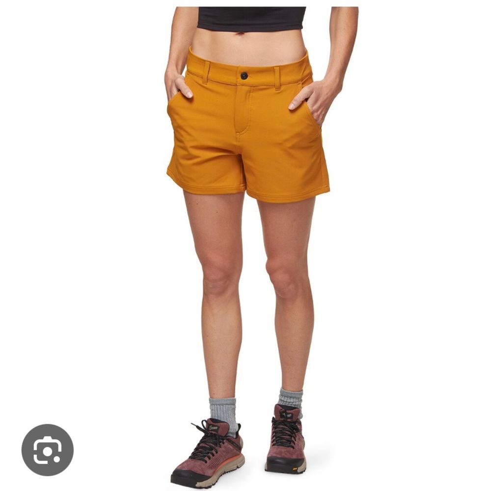 Stoic Shorts - Gold